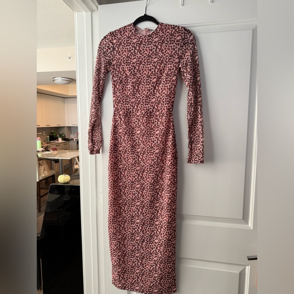 House of CB dress, size S never worn. Has tags